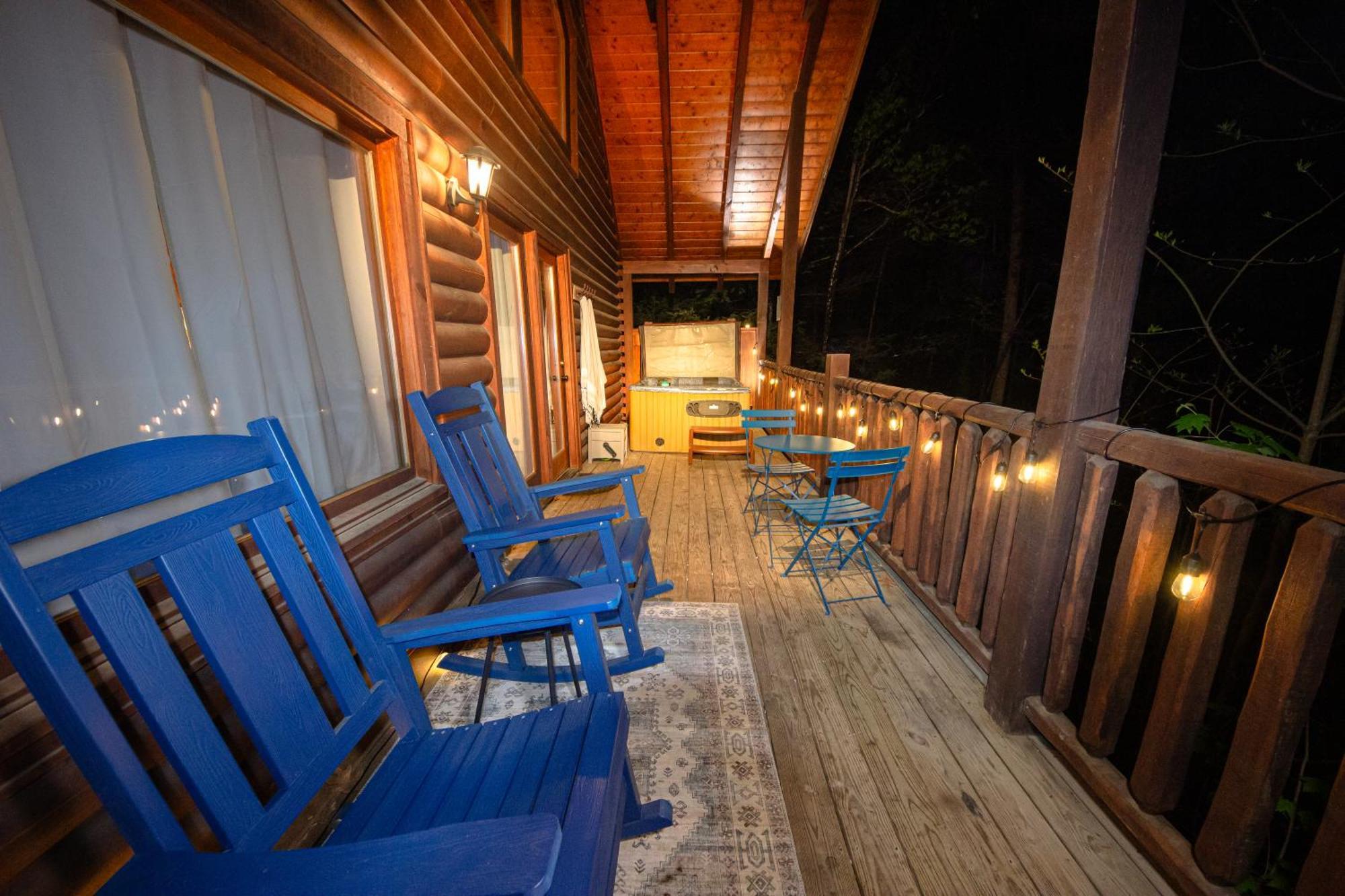 Love Me Tender Studio Cabin Sevierville Pokój zdjęcie